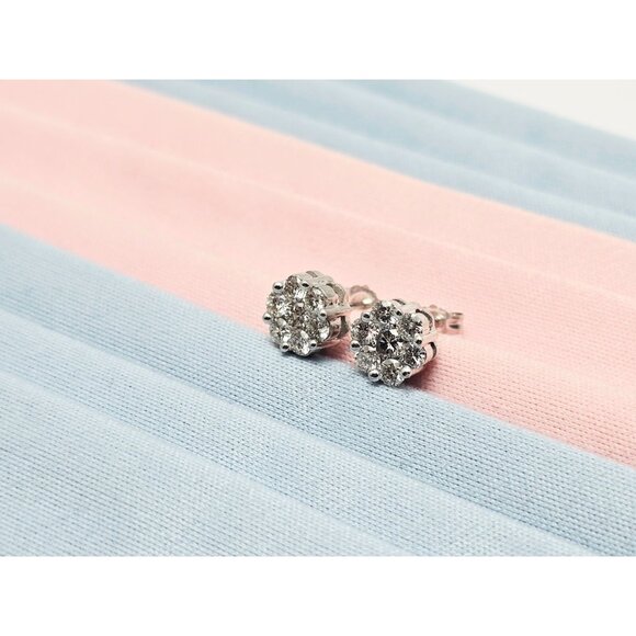 Beautiful 14K Solid White Gold Designer Round Cut Diamond Flower Stud Earrings - Picture 3 of 13